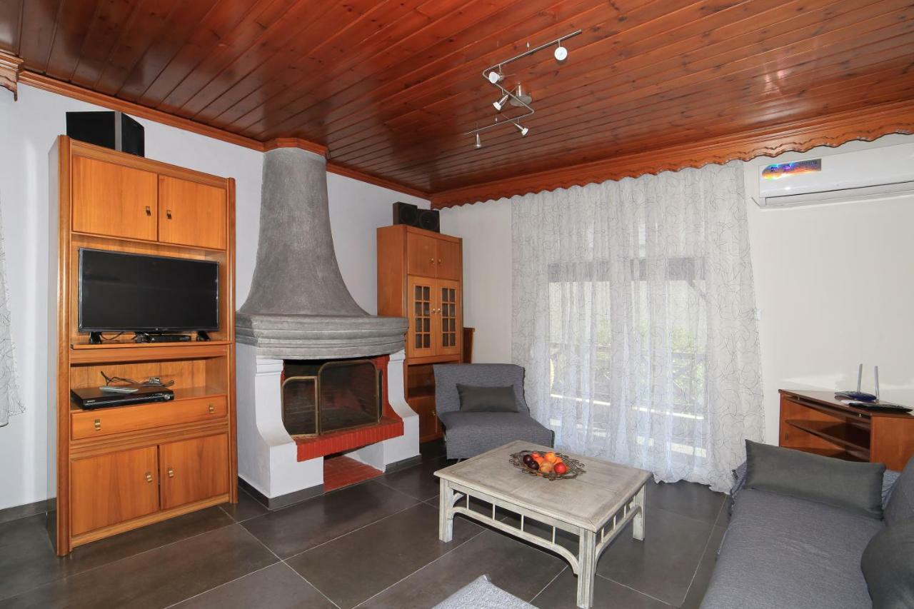 House Loana Villa Neos Marmaras Exterior photo