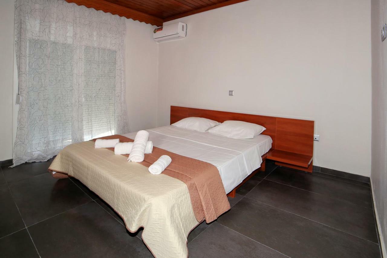 House Loana Villa Neos Marmaras Exterior photo